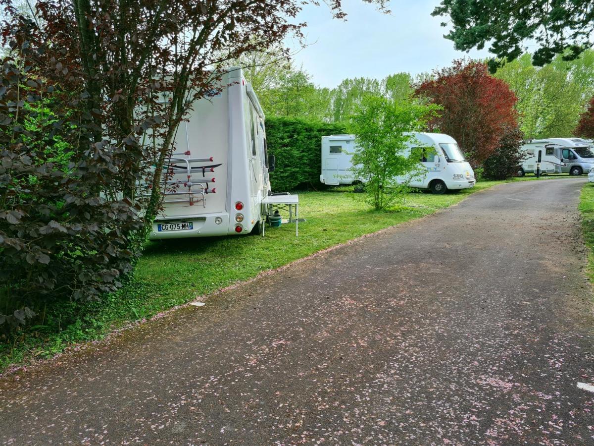Resort & Camping - Val De Braye Bessé-sur-Braye Eksteriør bilde