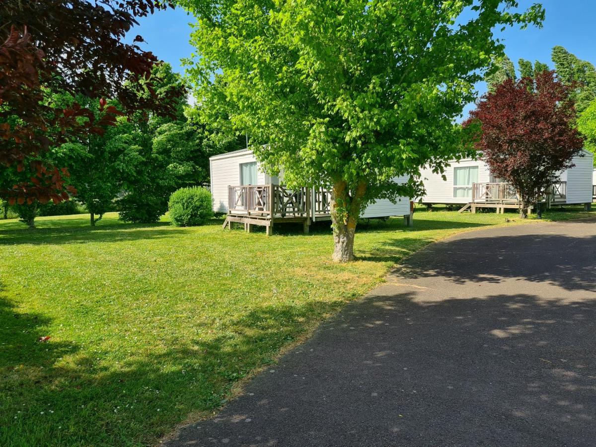 Resort & Camping - Val De Braye Bessé-sur-Braye Eksteriør bilde