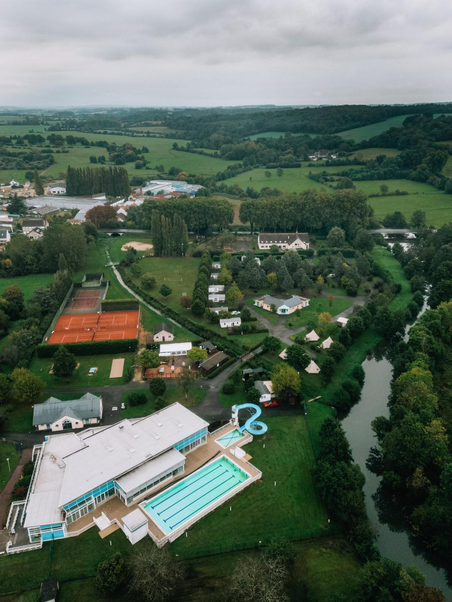 Resort & Camping - Val De Braye Bessé-sur-Braye Eksteriør bilde